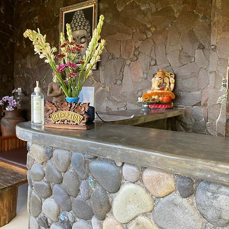 Krisna Homestay Canggu Esterno foto